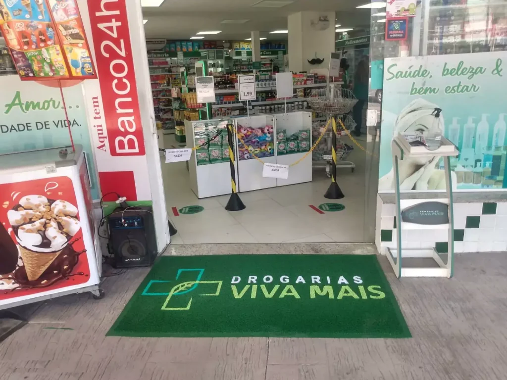 Drogaria Viva Mais - Tapetes para entrada de lojas e empresas Real tapetes