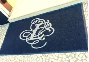 Tapetes personalizados para salões de beleza e barbearias - Real tapetes