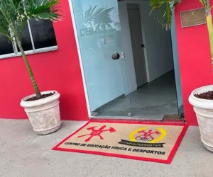 Tapetes personalizados para Escolas e colégios - Real tapetes